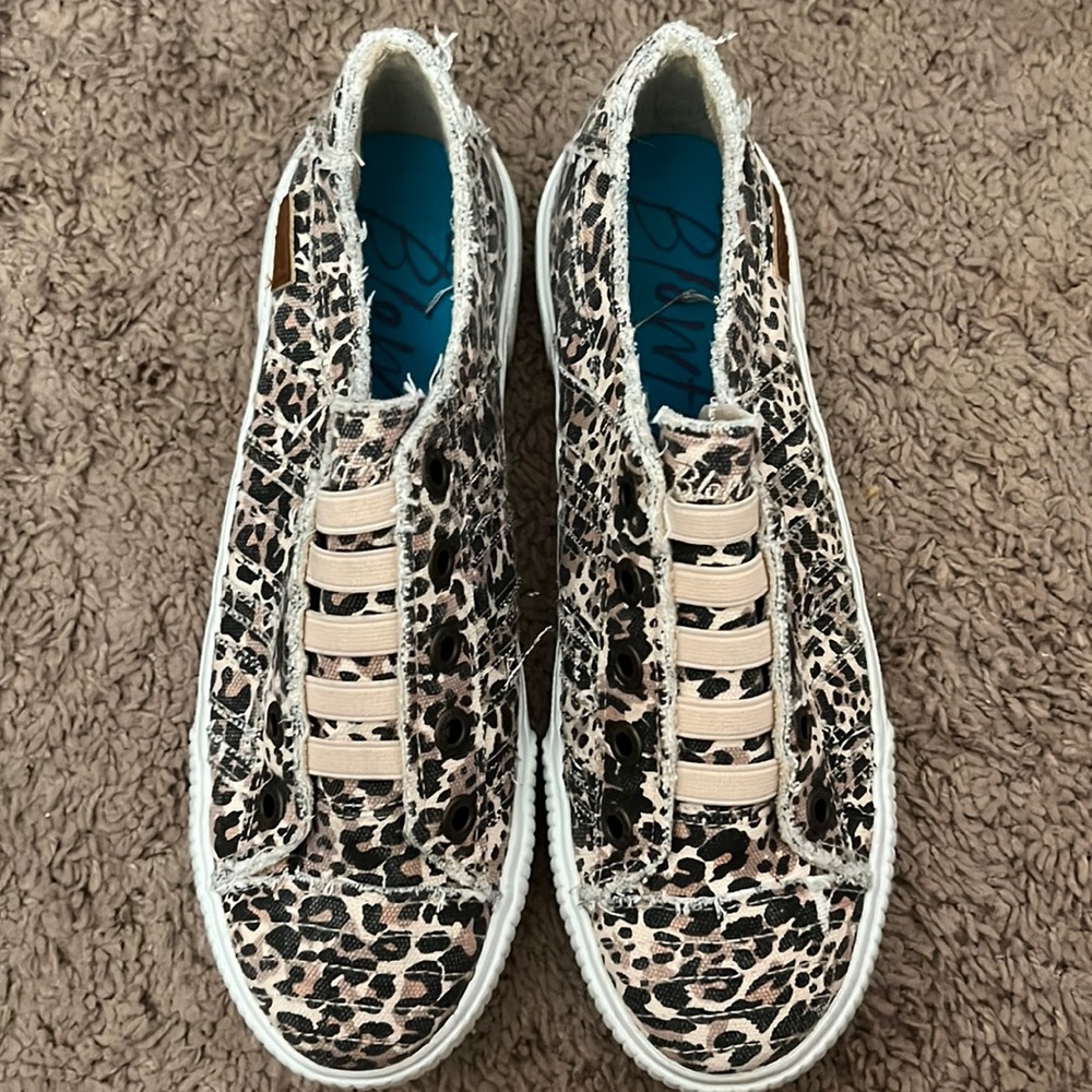 Platform sneaker
